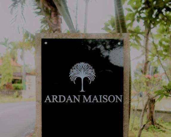 Ardan Maison Ubud エクステリア 写真